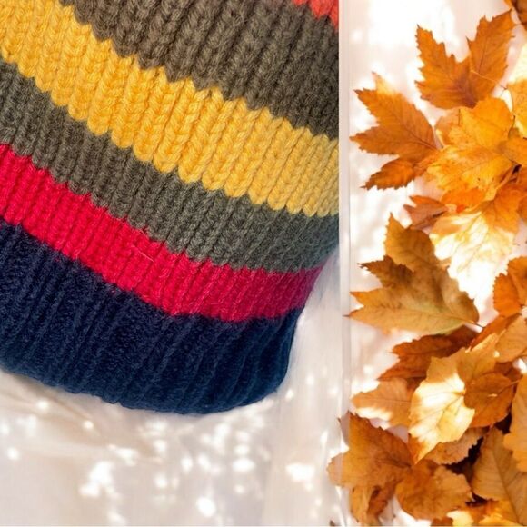 The Children’s Place l Kid’s Striped Beanie l Navy Blue Interior l 7/8 l EUC - Picture 5 of 8